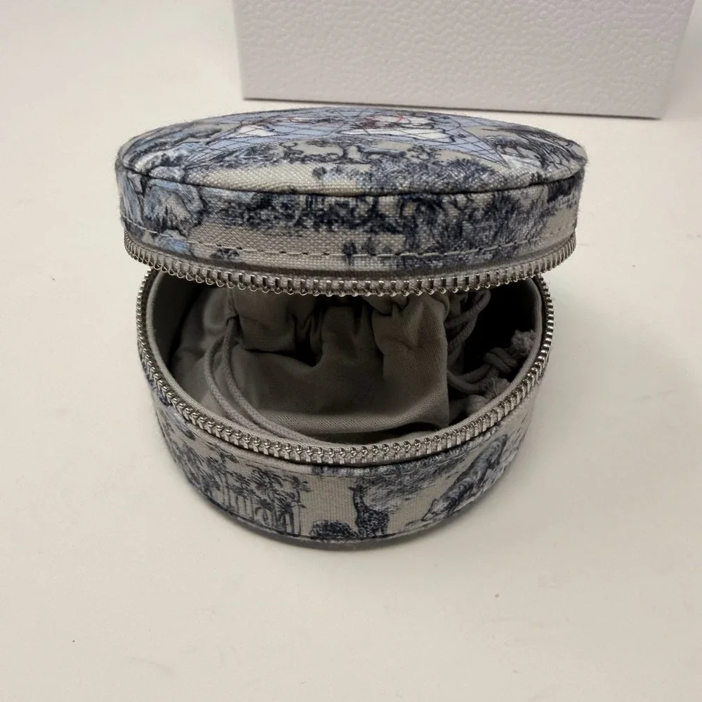 DIOR Around The World Travel Jewelry Case & Miss Dior Blooming Bouquet Gift Set